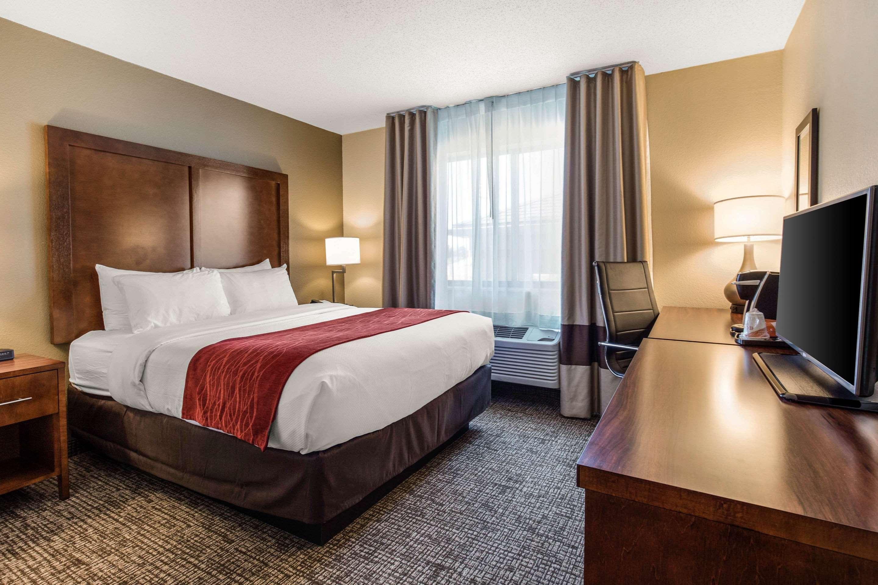 Comfort Inn La Porte Экстерьер фото