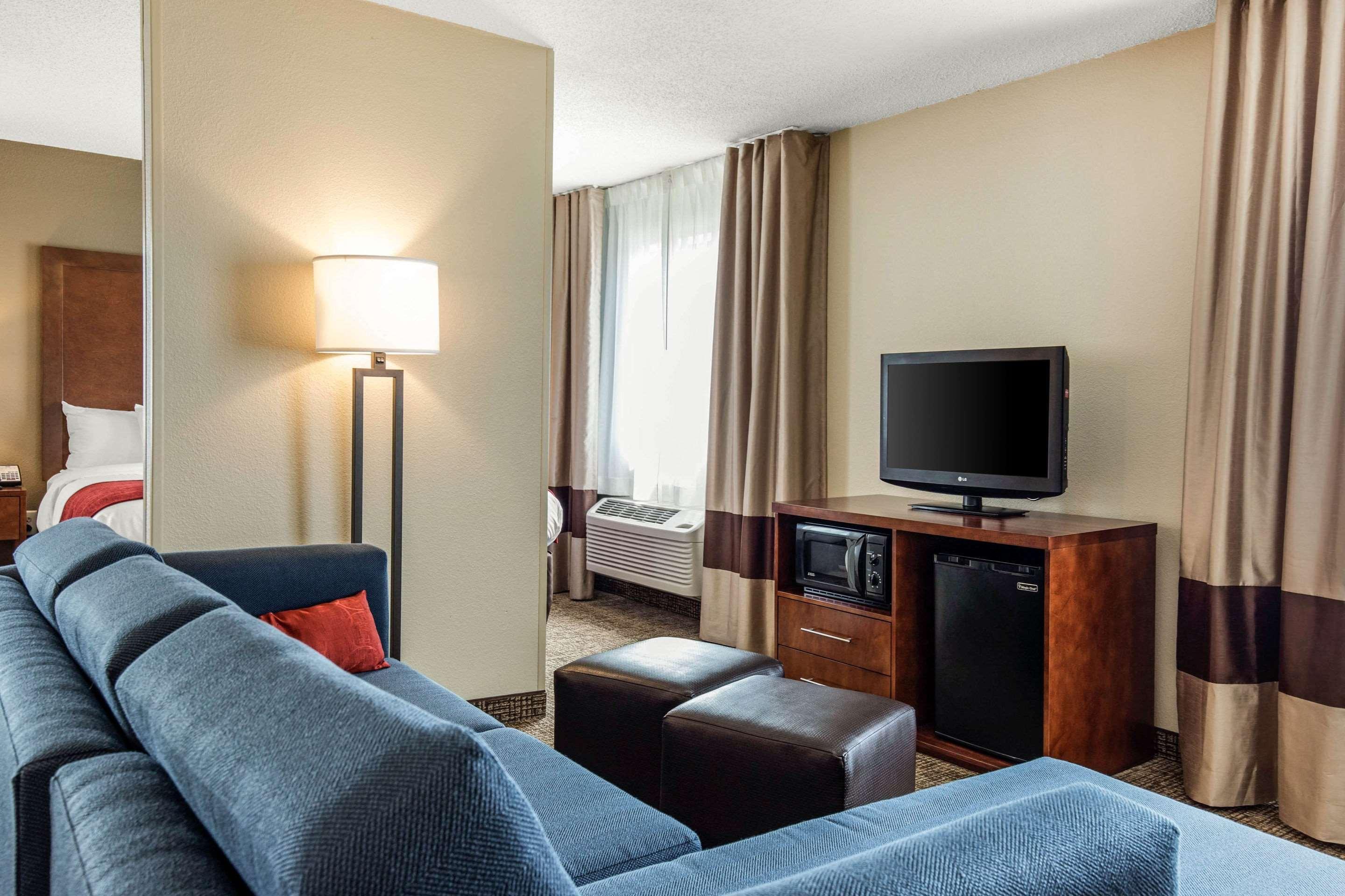Comfort Inn La Porte Экстерьер фото