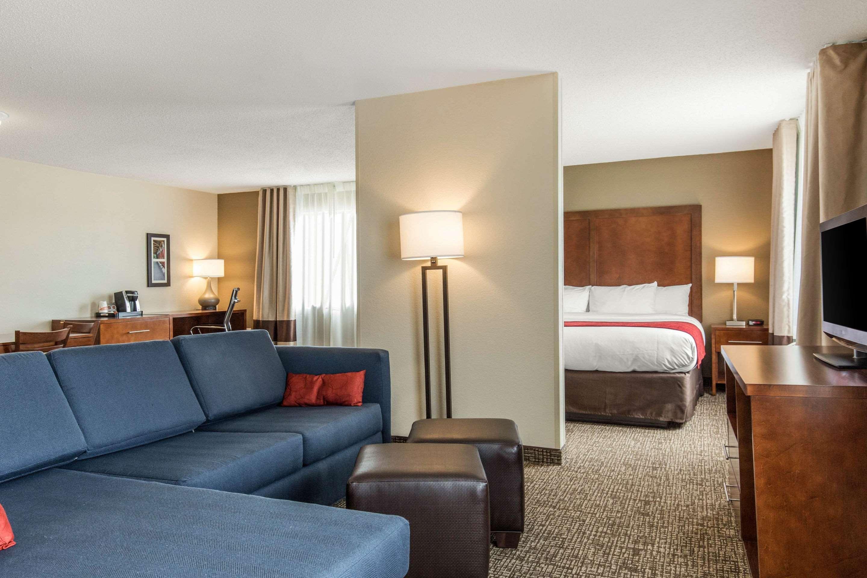 Comfort Inn La Porte Экстерьер фото